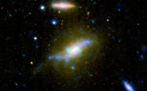 Галактика NGC 3801 (nasa.gov)