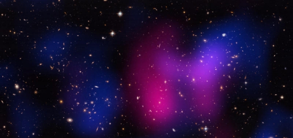 Скопление на расстоянии 5.2 миллиардов световых лет от Земли (chandra.harvard.edu)