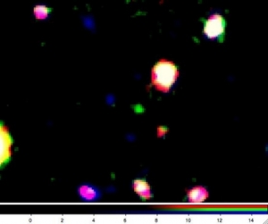 Галактика LAEJ095950.99+021219.1 - зеленое пятно в центре (asu.edu)