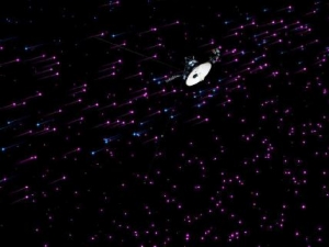 Рисунок Вояджера, улетающего из Солнечной системы на фоне звезд (nasa.gov)