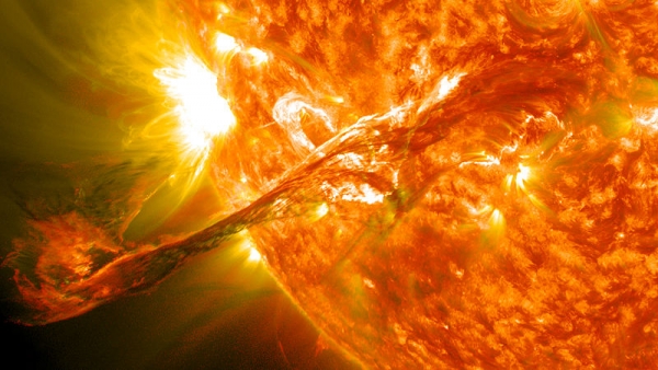 Вспышка на Солнце (wikipedia.org)