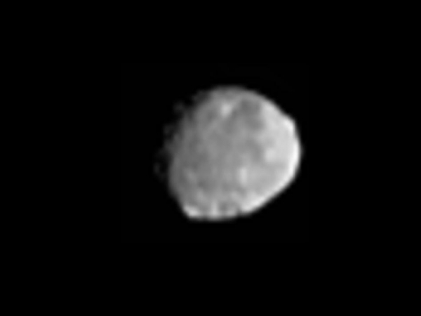 Астероид Веста, фото получено зондом (nasa.gov)