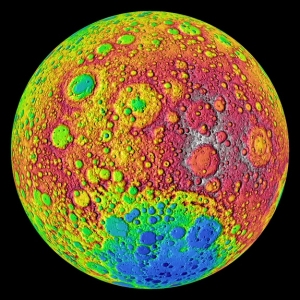 Карта высот обратной стороны Луны (space.com)