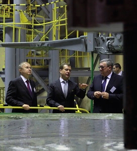 Президент на лыткаринском оптическом заводе (Фото — rian.ru)