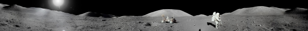 Панорама поверхности Луны, сделаная экипажем Аполлона-17 (wikipedia.org)