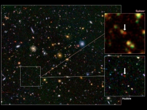 Изображения галактики, полученные Спитцером и Хабблом (nasa.gov)